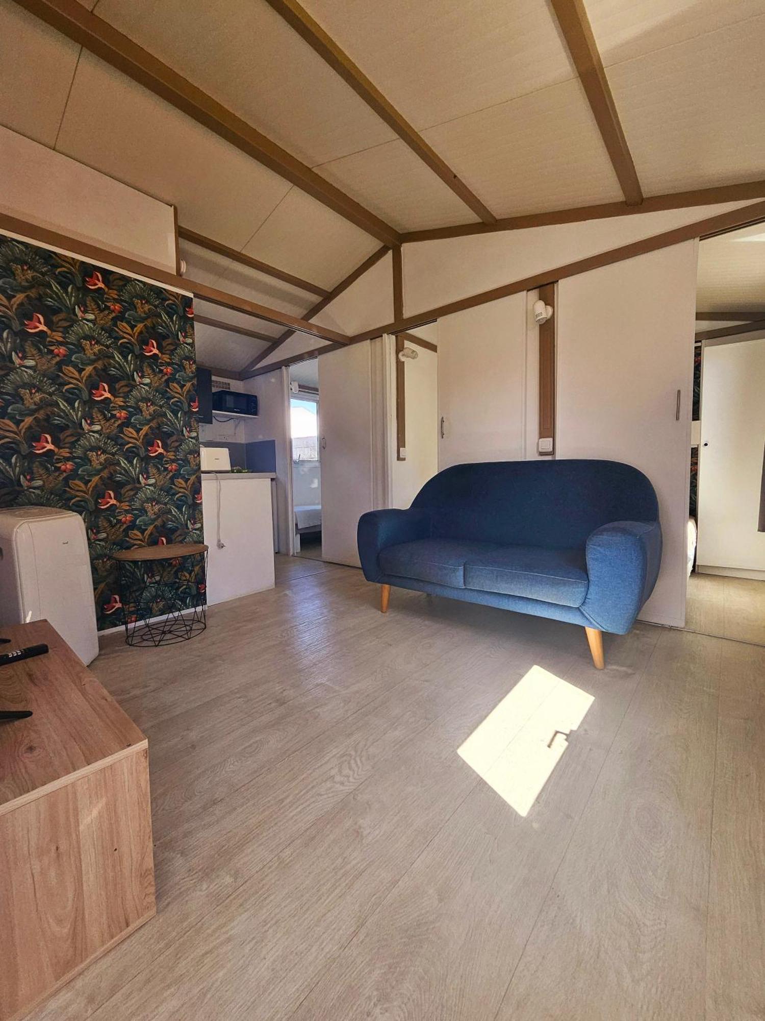 Les Bungalows Du Chateau D'O Петит-Иль Экстерьер фото