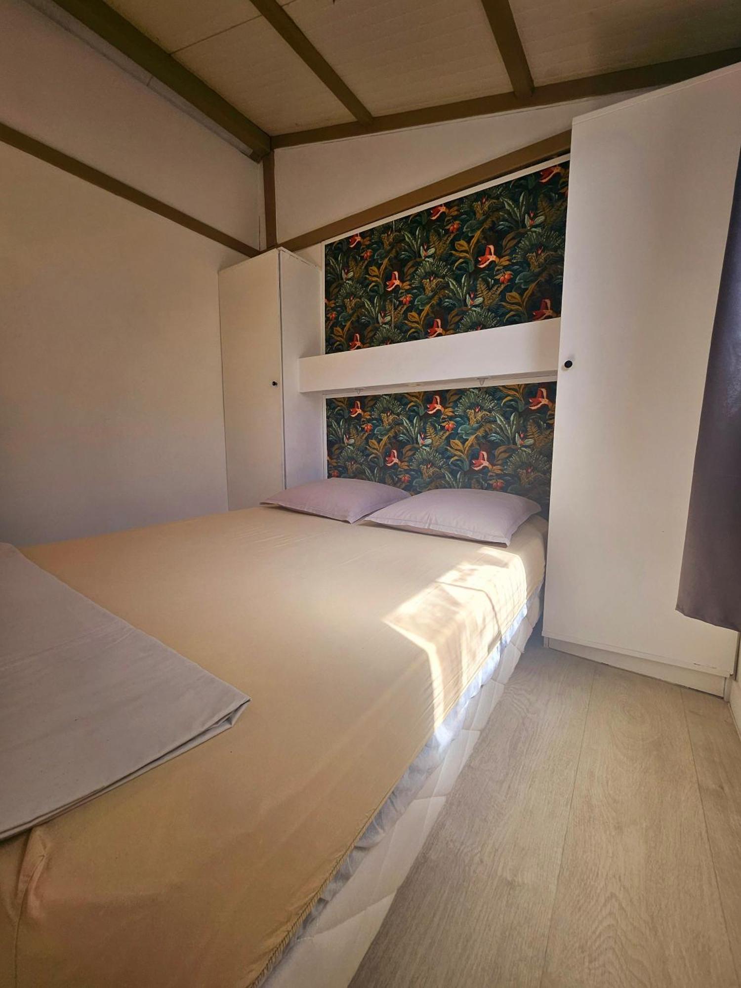 Les Bungalows Du Chateau D'O Петит-Иль Экстерьер фото